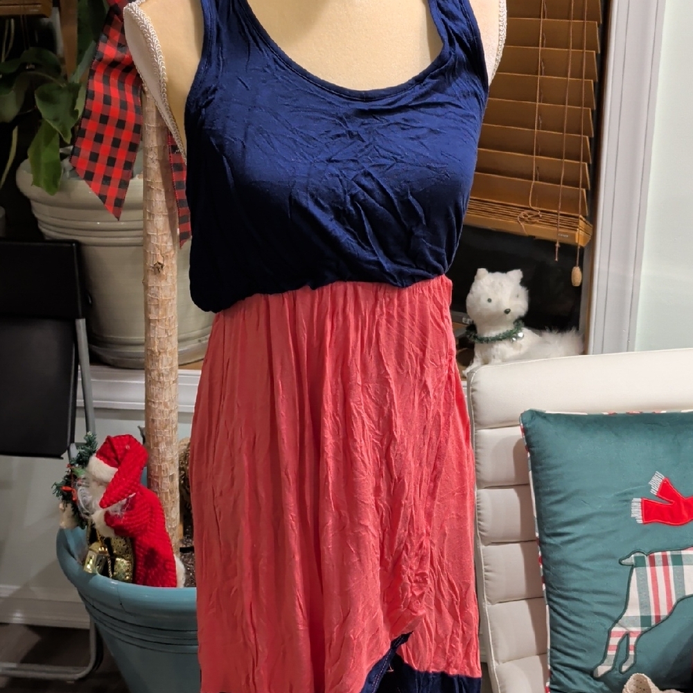 Chic High-Low Maternity Dress in Navy and Coral